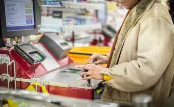 Les avantages des caisses automatiques pour les magasins et les consommateurs caisse automatique
