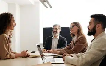 Les meilleures stratégies pour recruter un remplaçant compétent pour votre entreprise