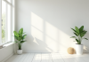 Styles opposés au minimalisme : quel est le meilleur pour vous ? Salon minimaliste lumineux avec plante verte et grande fenetre